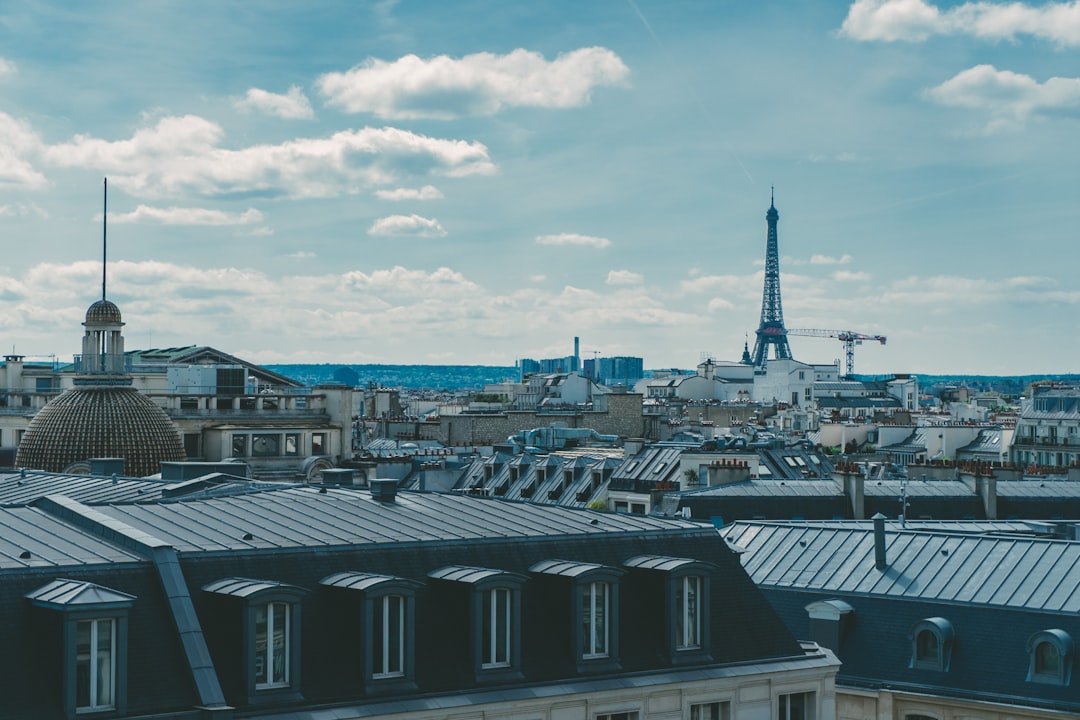 découvrez le fonctionnement de la banque islamique en france, ses principes éthiques, ses services conformes à la finance islamique, et son développement dans le paysage financier français.